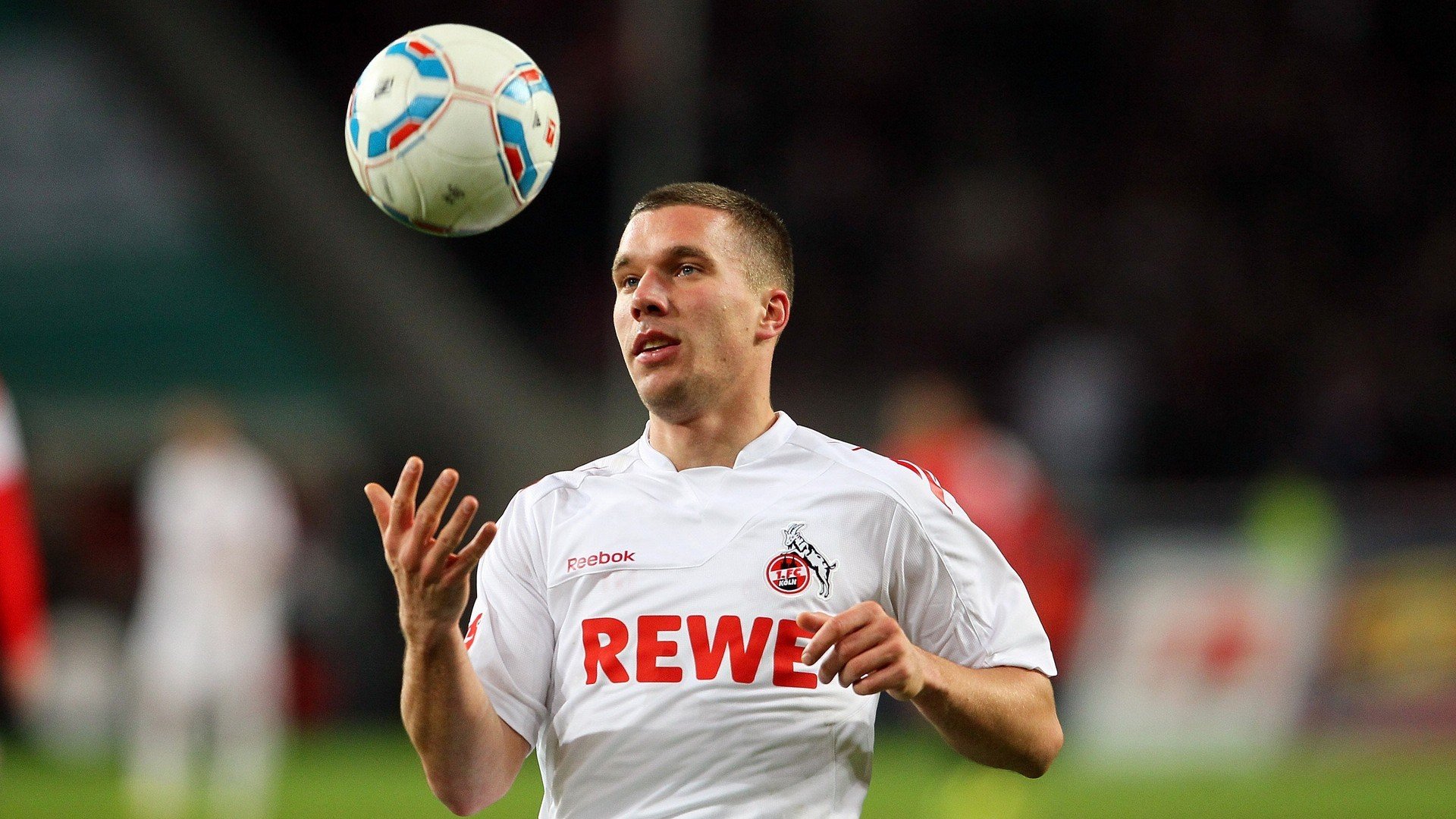 意甲快速反击：瞬间撕开对手防线的绝招，意甲谁能打爆这条防线